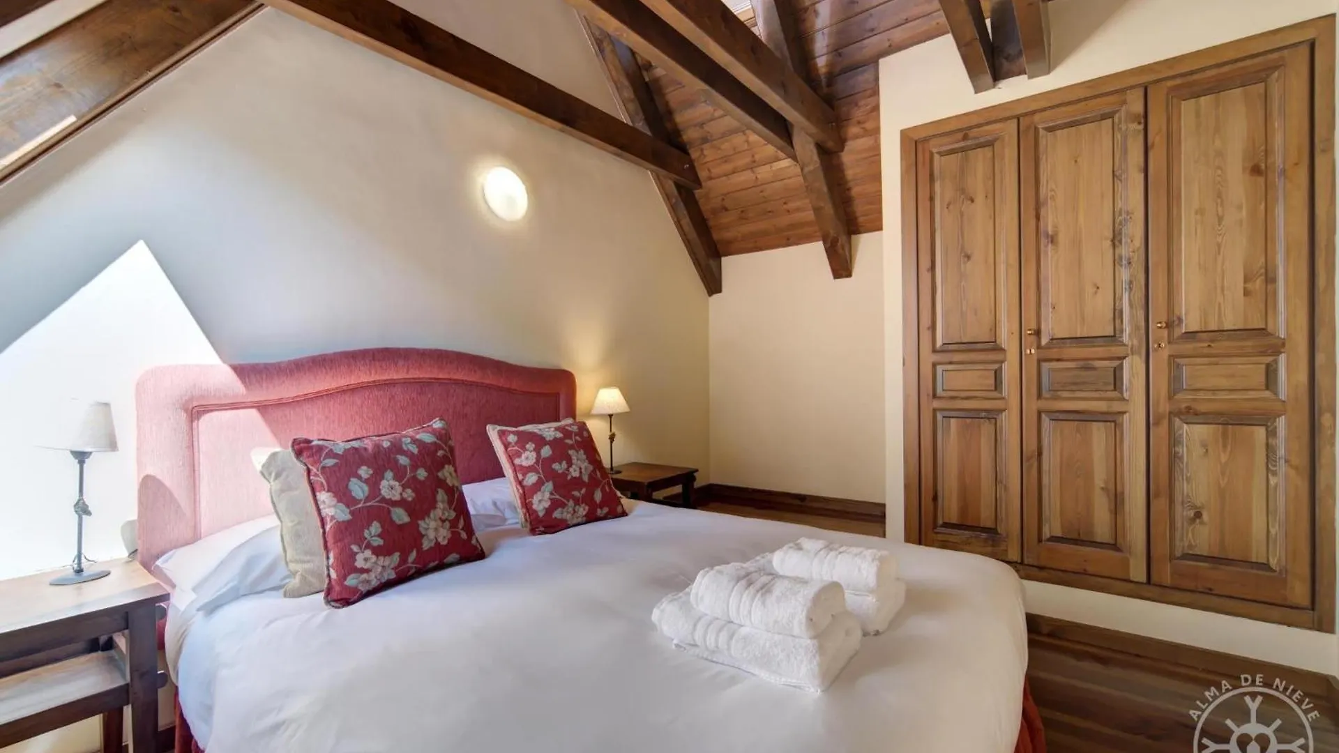 Holiday home Casa Banhs De Tredos En Tredos Villa Spain